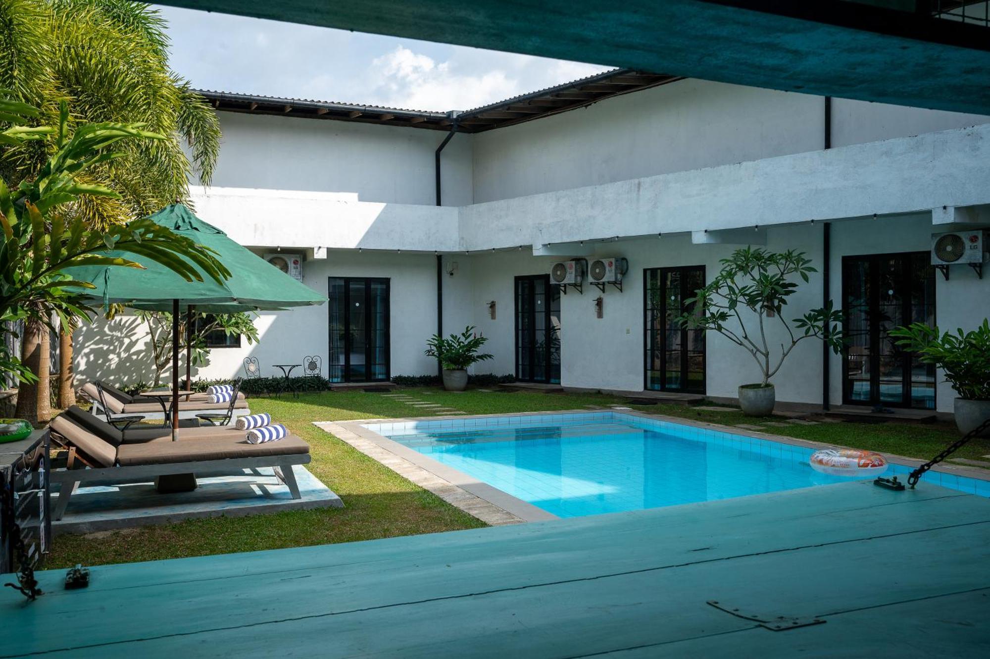 Southern Heritage, Quiet, Boutique Hotel With Pool 陶尔佩 外观 照片